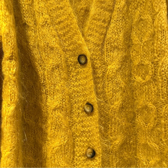 Country Shop Women's Vintage Mohair button Front Sweater - Picture 6 of 6